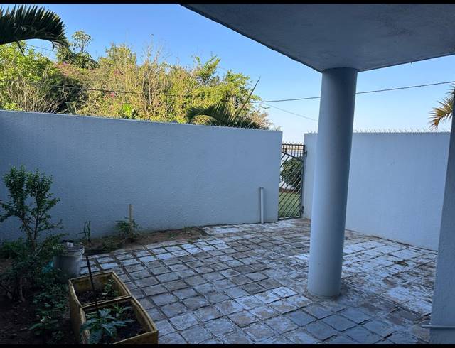 2 BEDROOM APARTMENT FOR SALE IN BLUFF